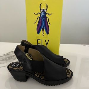 NWT FLY LONDON WILY SHOE BLACK